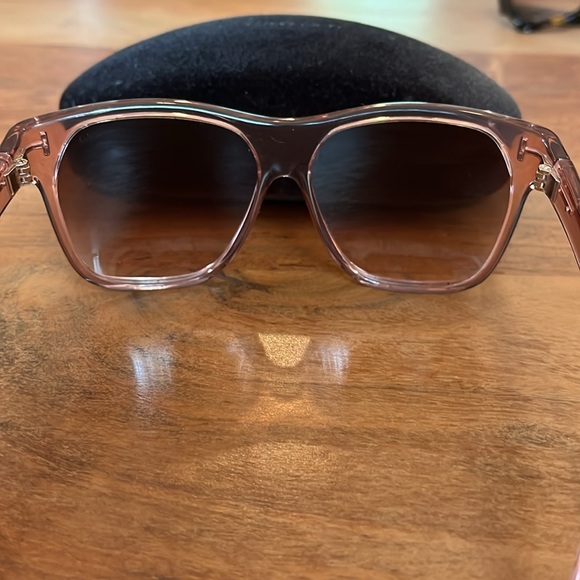 Tom Ford Sunglasses - Picture 7 of 9